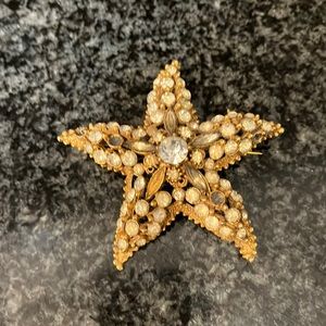 Vintage 1920s brooch